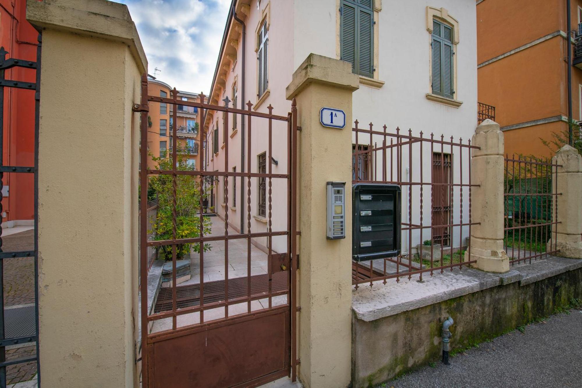 Residenza Impero Bezzecca Lägenhet Verona Exteriör bild